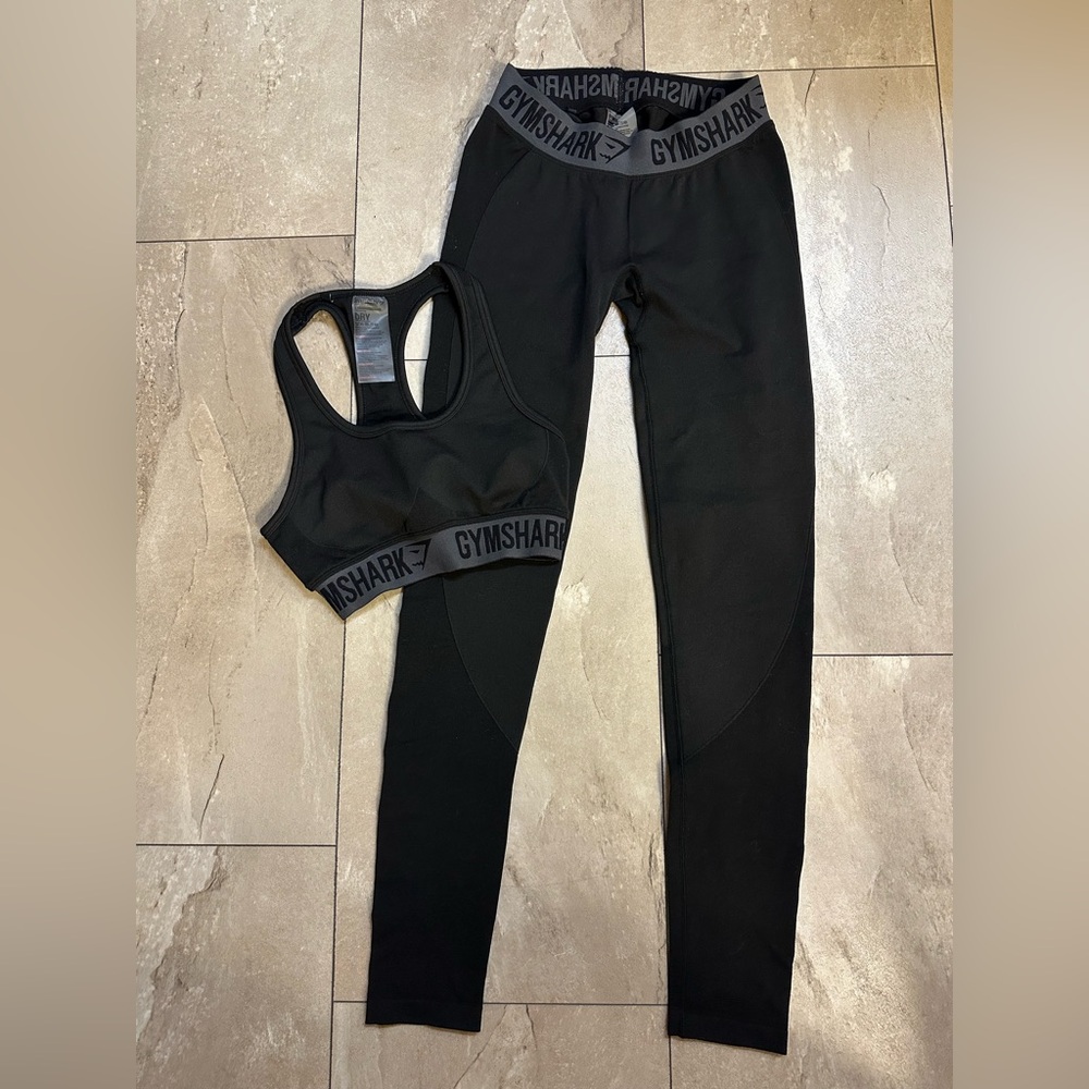 Gymshark Sports Bra & Leggings Workout Athletic Set